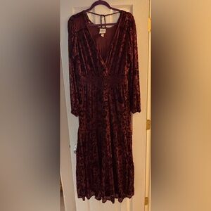 Knox Rose Burgundy Long Sleeve Maxi Dress